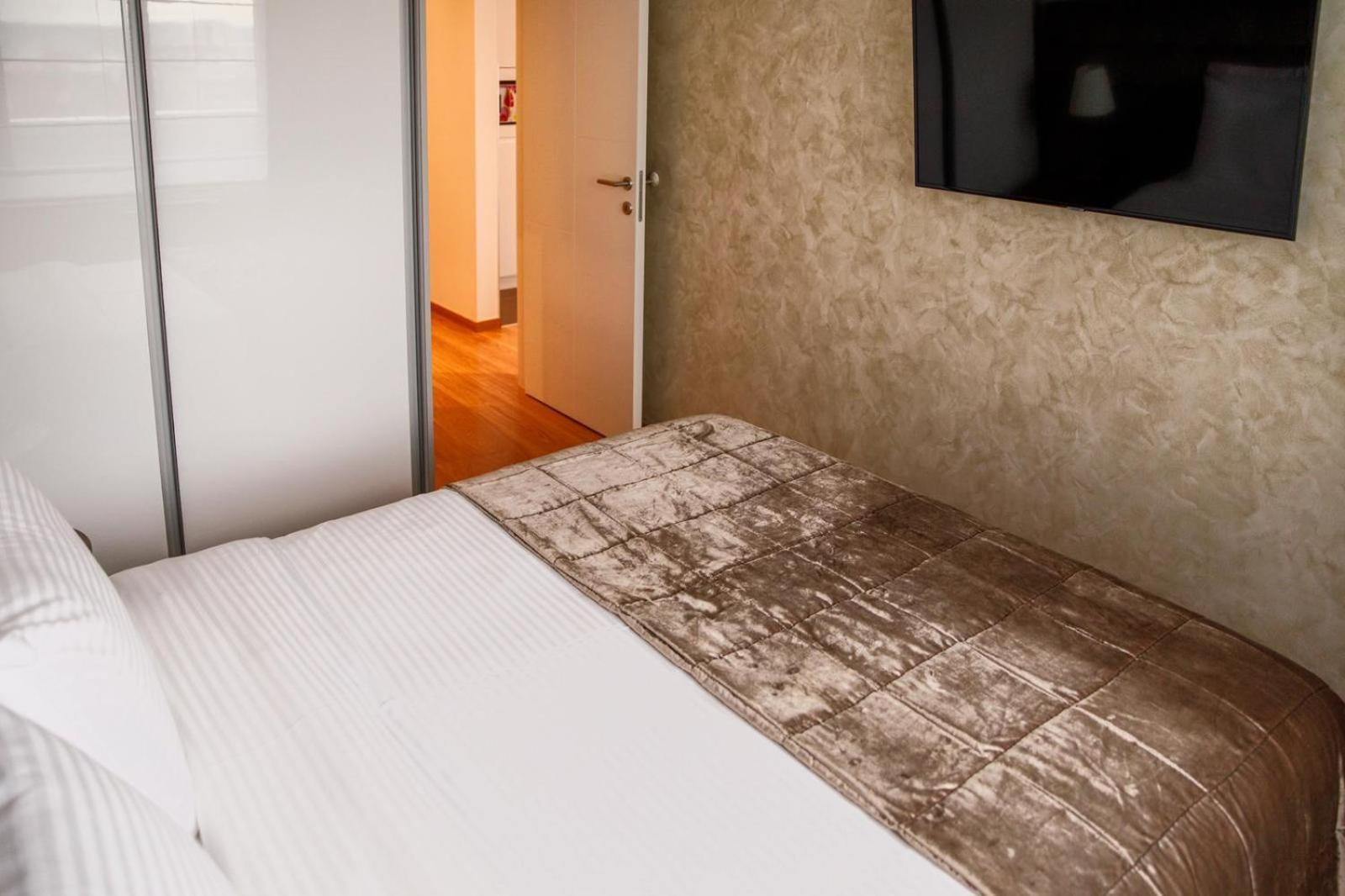 Dali Apartments Pupin Palace Nowy Sad Zewnętrze zdjęcie